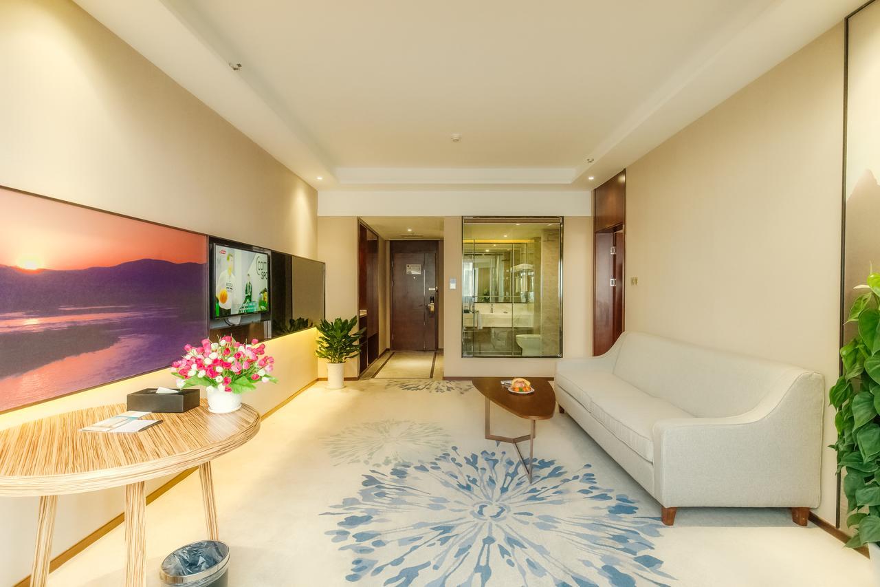Manhatton Hotel Guilin North Railway Station Exteriér fotografie
